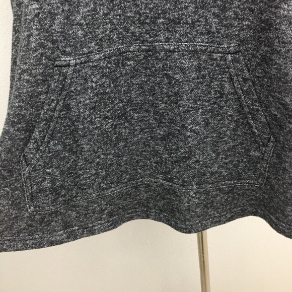 Oakley | Heather Gray Cropped Hoodie Top - Picture 6 of 8